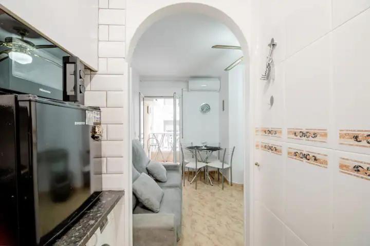 Apartamento Inteiro Acolhedor Perto Da Praia Torrevieja Ngoại thất bức ảnh